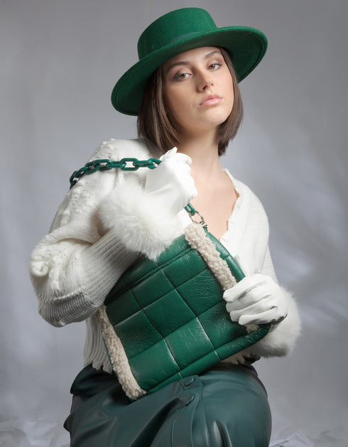 Sac Capitonné avec bordure fourrée